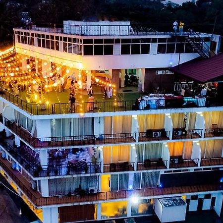 Sky View Grand Otel Kandy Dış mekan fotoğraf